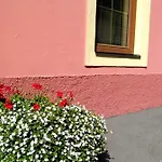 Vorstadt *